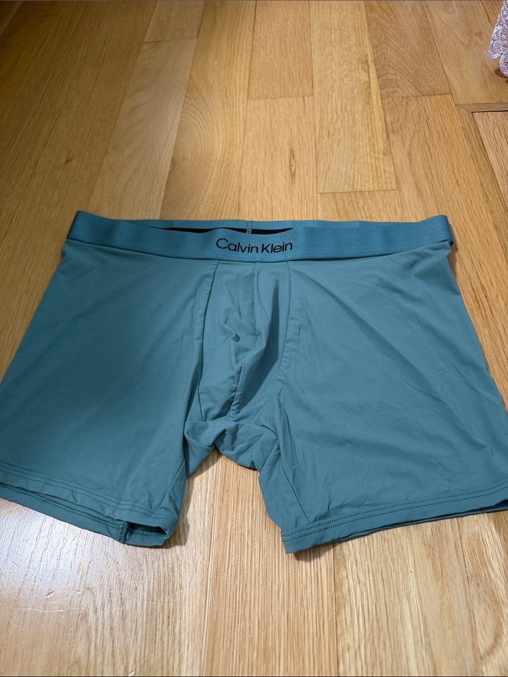 Calvin Klein Men's Stretch Boxer Briefs in Teal Green